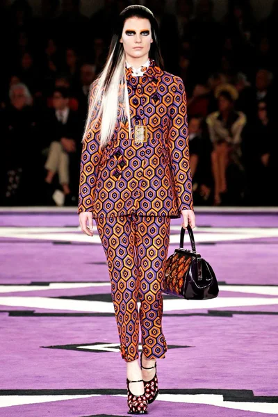 Look 22